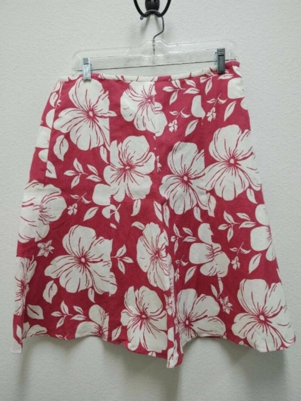NWT -Ann Taylor Factory Pink/White Floral Knee-Length Skirt - Fully Lined - SZ 8